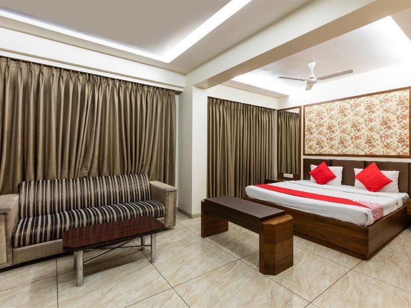 Hotel Collection O Surya Bhopal Exterior foto